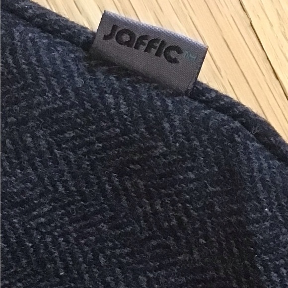 JAFFIC Charcoal Herringbone Tweed Cowl Scarf - Picture 6 of 6